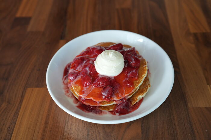 Strawberry Cheesecake Pancakes
